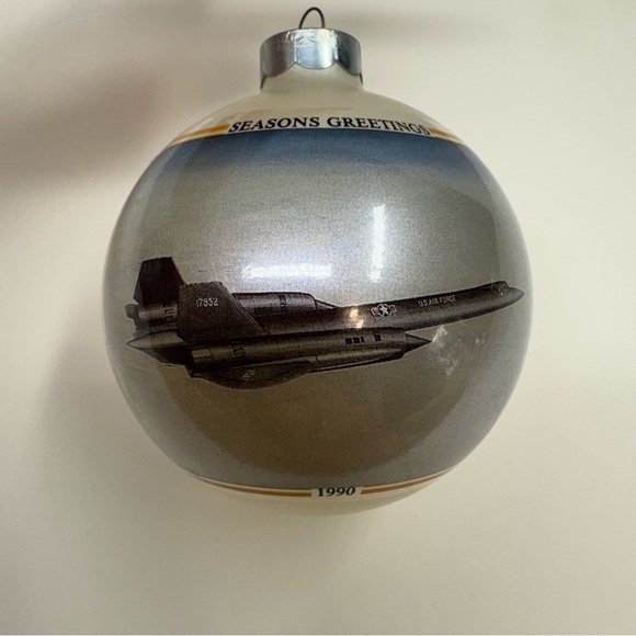 SR-71 Blackbird Jet Glass Ball Christmas Ornament 1990 Military Plain - Picture 7 of 8